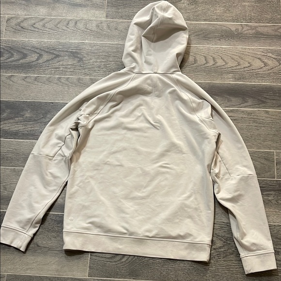 Lululemon Men's Cream Hoodie - Picture 3 of 10